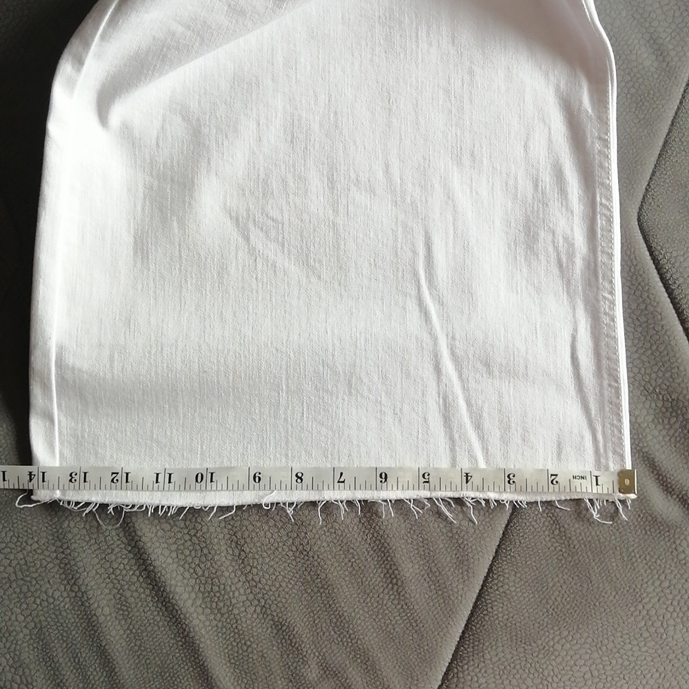 NWT Wide-Leg Jeans High-Rise Plus Size White Colour Stretchy Cropped - Picture 10 of 11